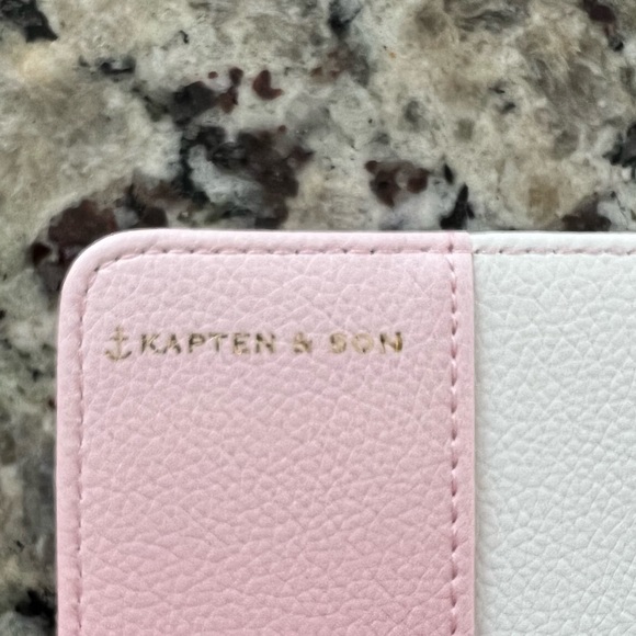 Kapten & Son- Passport Holder - Picture 5 of 5